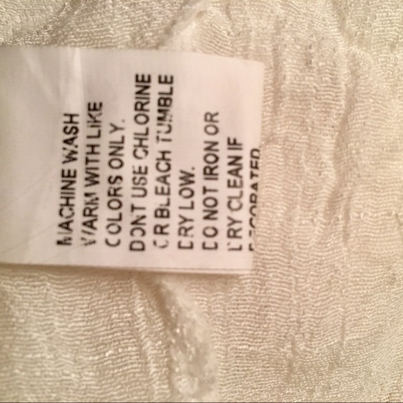 VIVID COLLECTION OF NY EMBROIDERED COTTON TOP - Picture 8 of 8